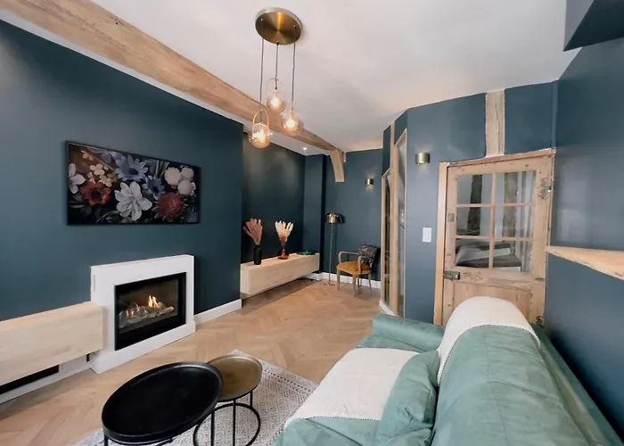 Prázdninový dům Piscine Chauffee, Centre, Maison Atypique